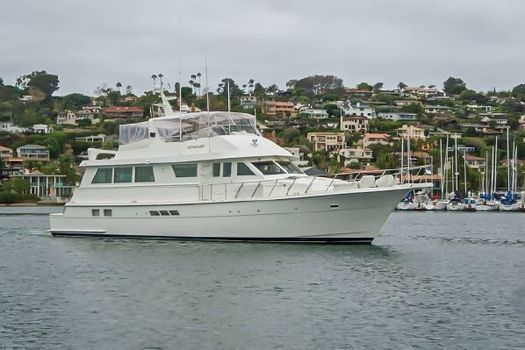 Luxury Motor Yacht With Views 4 Bedrooms And 5 Baths Party