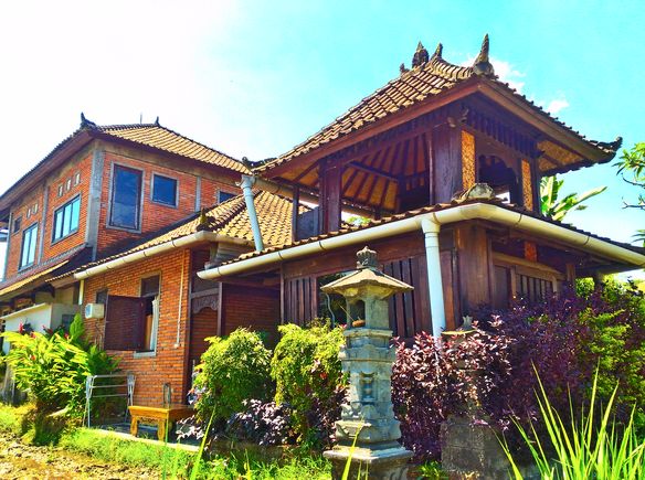 Family 2 bedroom home + Real Bali experience in quiet village