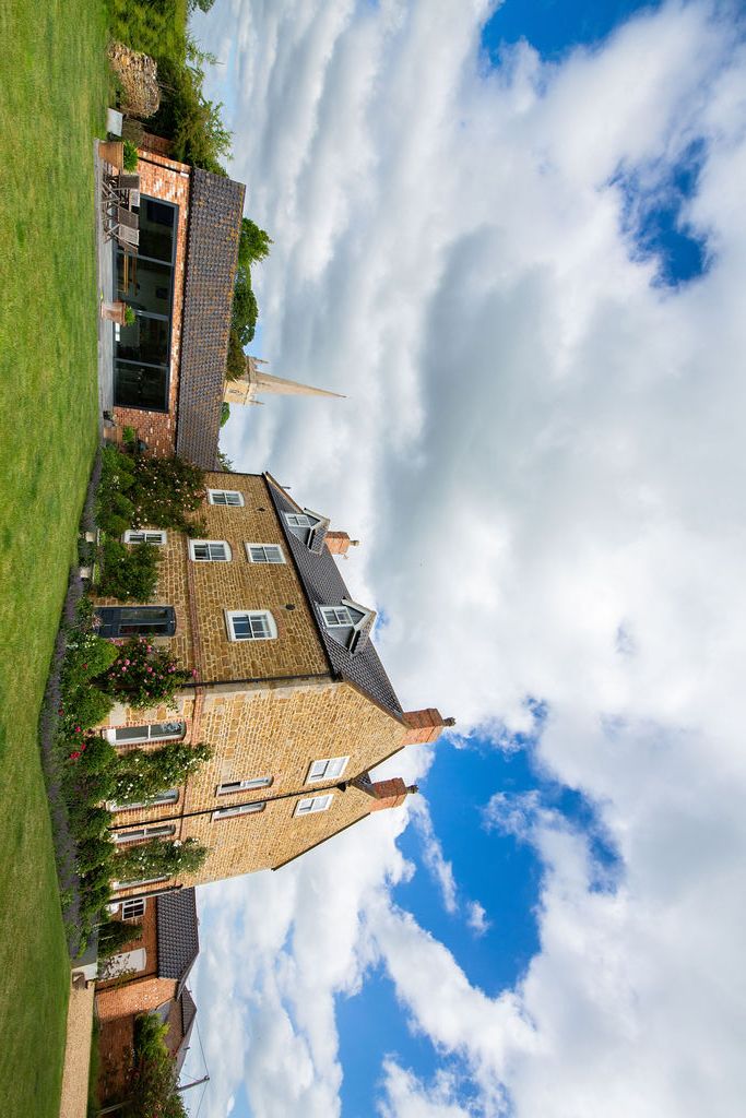 Detached Grade 2 Listed Georgian Manor Farm House